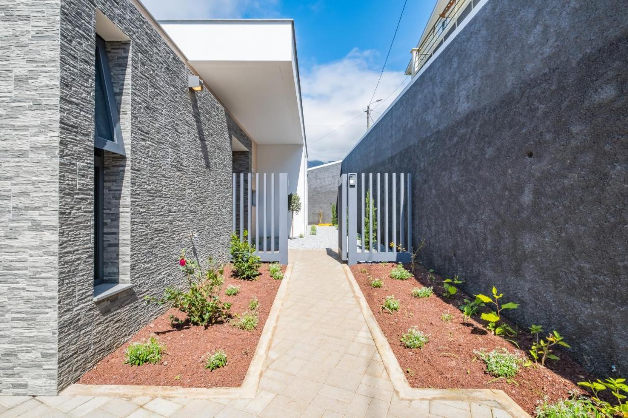 Villa Camelia Arco da Calheta  Exteriör bild
